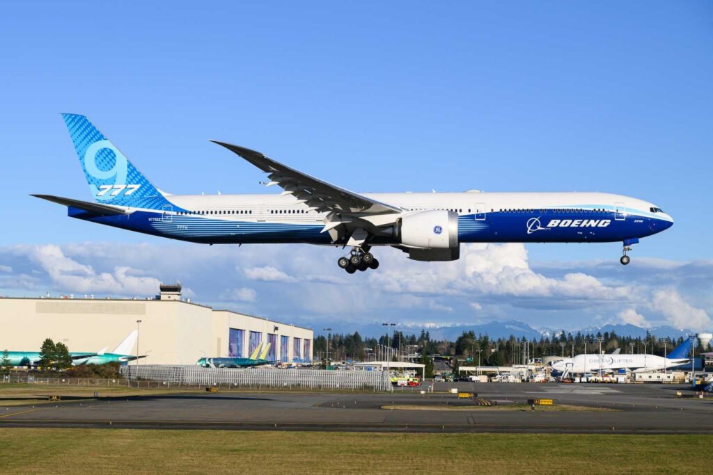 United Airlines 777-9: Airline Reportedly Eyeing Early-Build Boeing Aircraft Rejected by Emirates 3 United Airlines 777-9 Boeing 777-9 test aircraft during Boeing's certification program