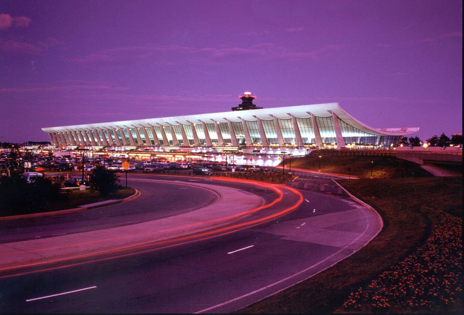 Washington Dulles International Airport's iconic Eero Saarinen terminal at dusk