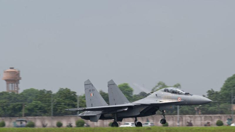 Indonesian Su-30 runway overshoot — file photo of a Su-30 Flanker