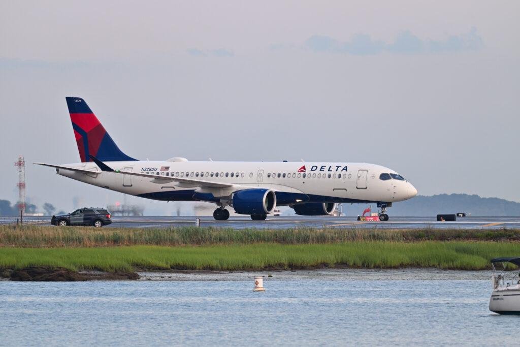 Airbus A220-300