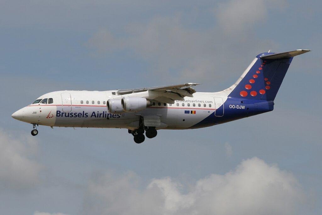 BAE Systems Avro RJ85