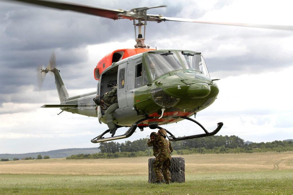 Bell 212