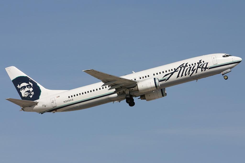 Boeing 737-900