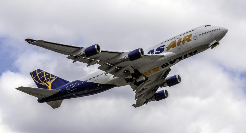 Boeing 747-400