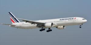 Boeing 777-300