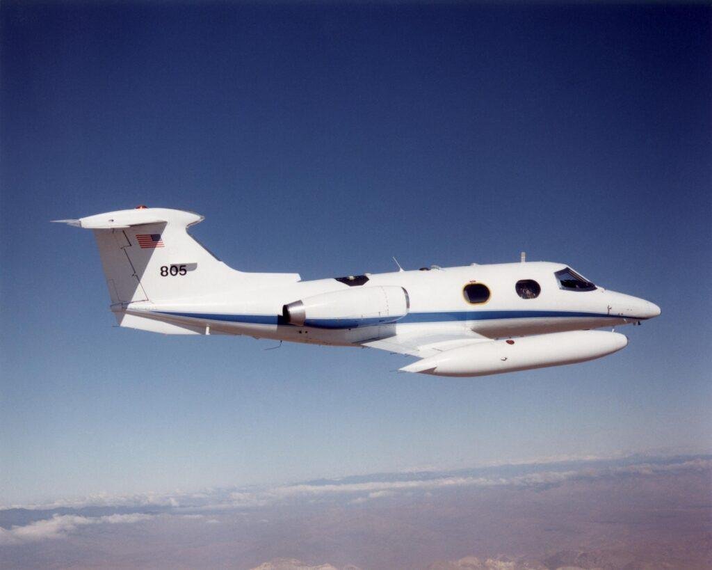 Bombardier Learjet 24