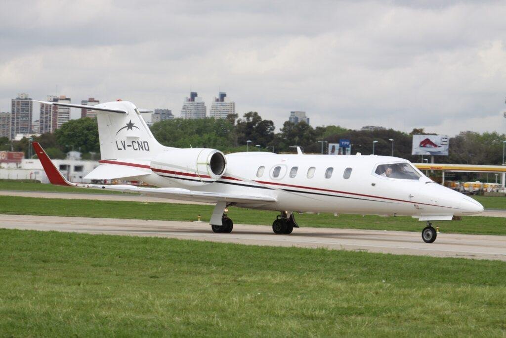 Bombardier Learjet 31