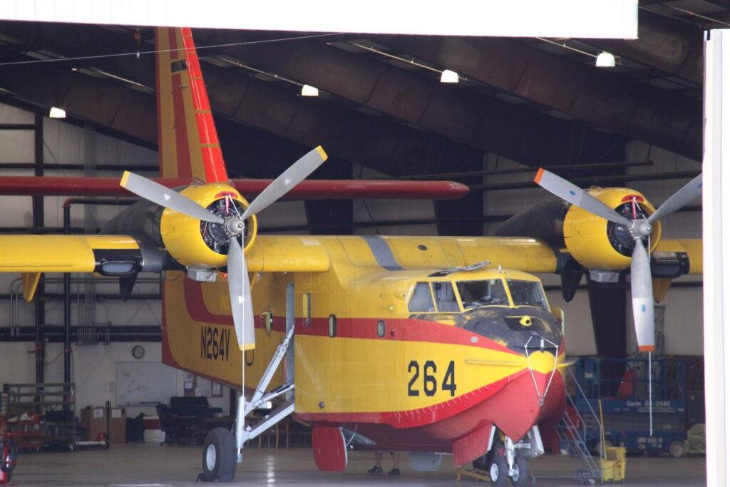 Canadair CL-215