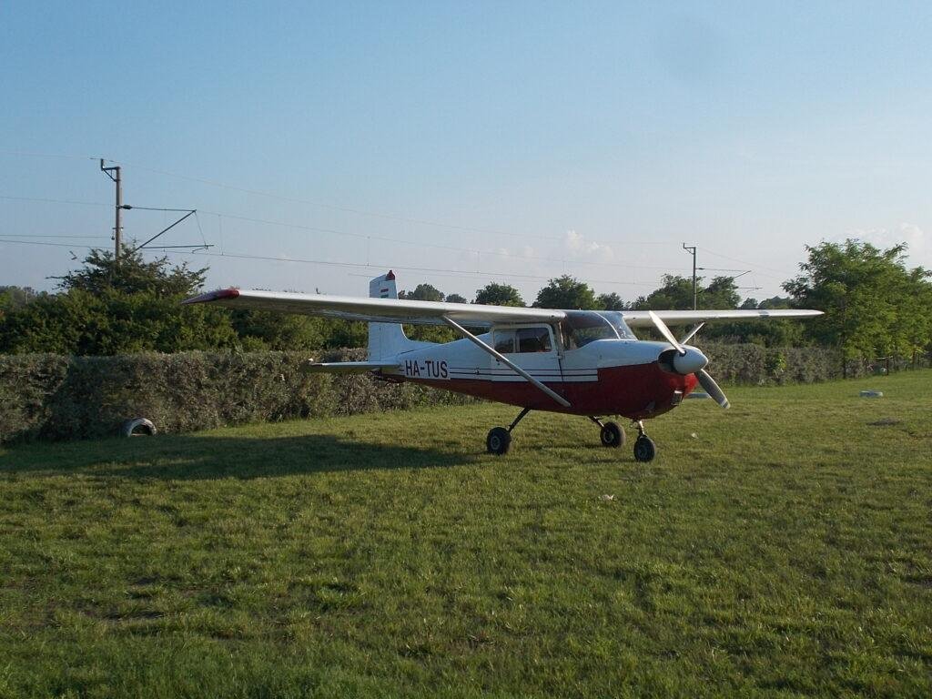 Cessna 175 Skylark