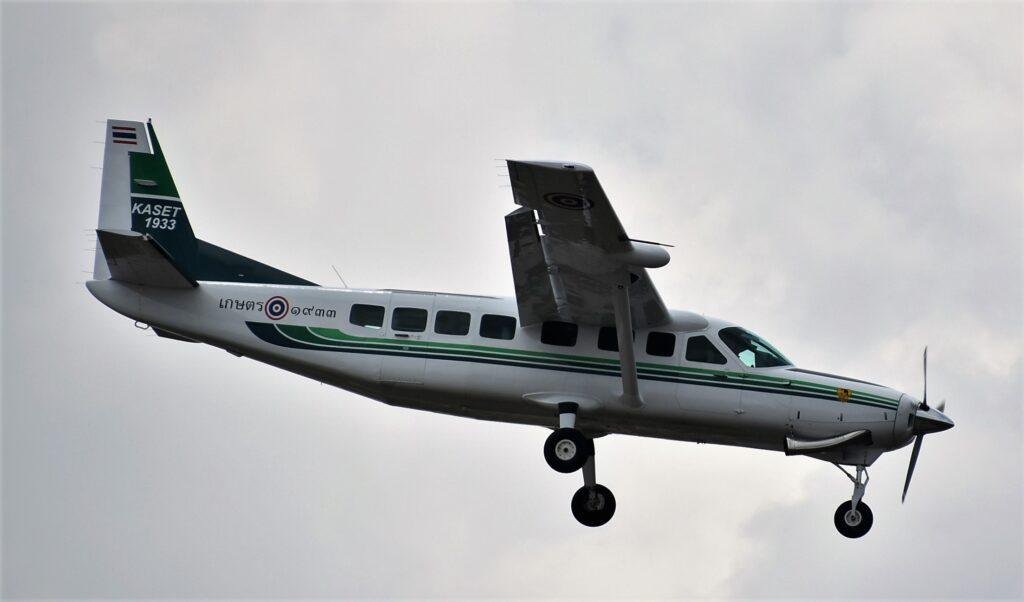Cessna 208B EX