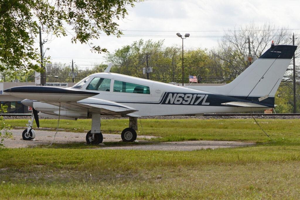Cessna 320 Skyknight