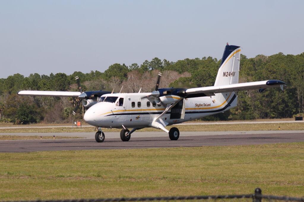 DHC-6-100 Twin Otter