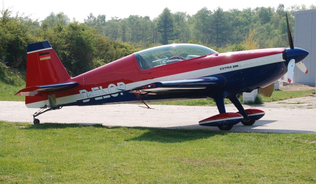 Extra Aircraft Extra 200