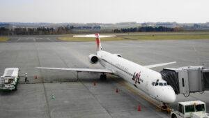 McDonnell Douglas MD-90