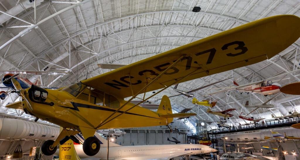 Piper J-3 Cub