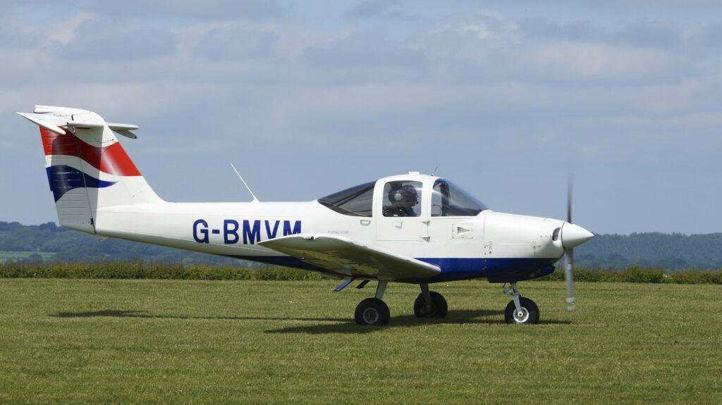 Piper PA-38 Tomahawk
