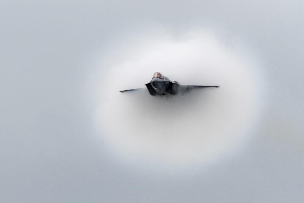 Patria F135 engine: F-35A Demo Team performs for F135 maintainers at Tinker AFB