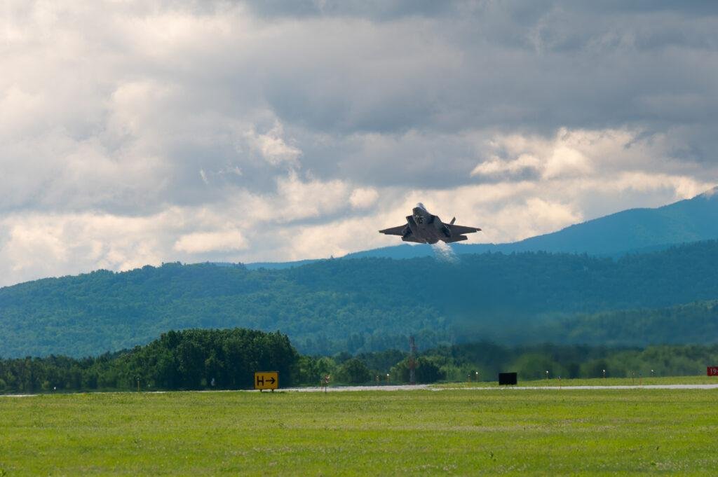 Vermont F-35 deployment: 158th Fighter Wing F-35A low pass over Burlington with Green Mountains behind