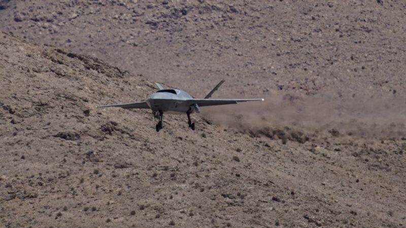 U.S. Air Force YFQ-42A uncrewed combat aircraft approaching landing at Creech Air Force Base in July 2026, illustrating FQ-42 production.