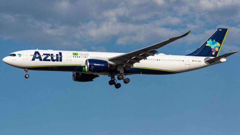 American Azul investment article illustrated by an Azul Brazilian Airlines Airbus A330-900neo, registration PR-ANY, approaching landing.