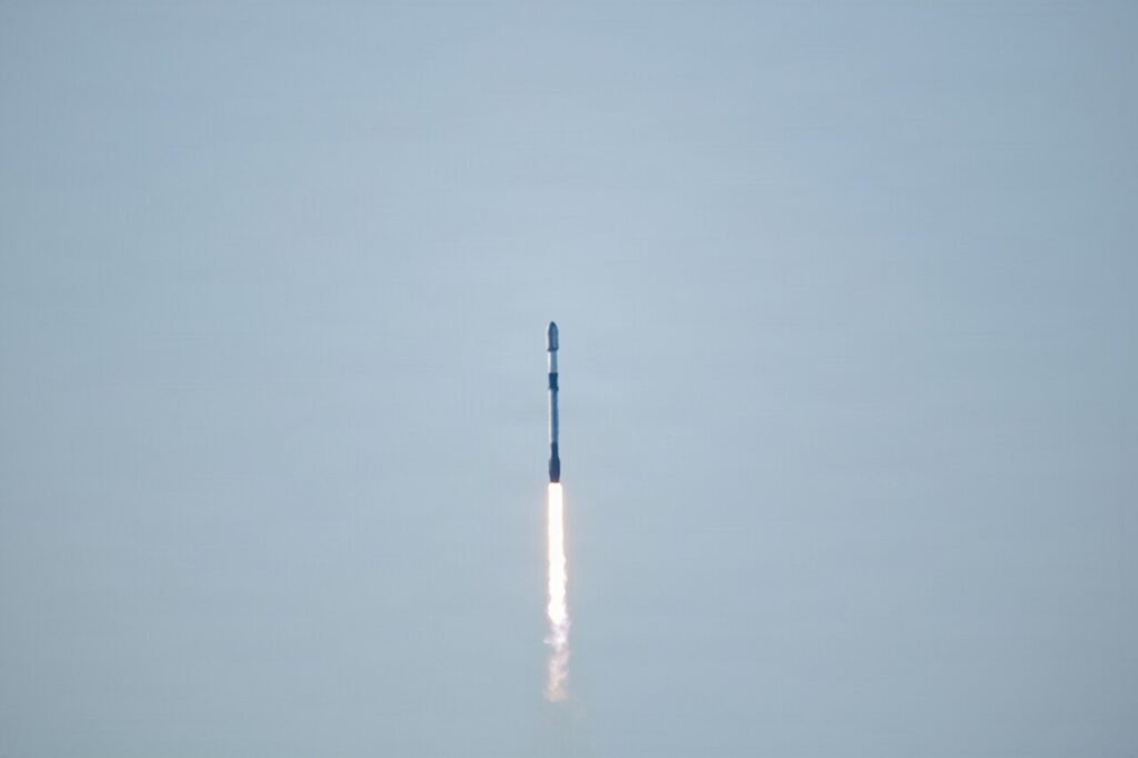 Falcon 9 rocket lifts off from Vandenberg Space Force Base in January 2026 during a Starlink mission